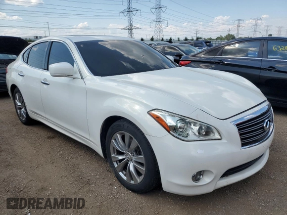 2013 Infiniti M with VIN JN1BY1AP8DM511833, listed as a Copart auction lot 63459025 with 152,722 mi miles and Clean title. Bid and sale history available at DreamBid. Image 4.