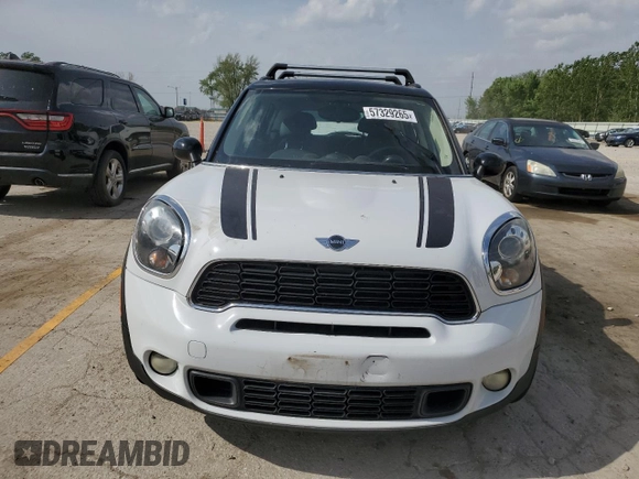 2012 MINI Countryman S with VIN WMWZC5C5XCWM14551, listed as a Copart auction lot 57329265 with 140,814 mi miles and Clean Title. Bid and sale history available at DreamBid. Image 5.