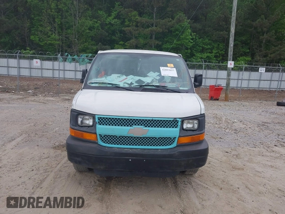 2005 Chevrolet Express Cargo z VIN 1GCGG25V451145263, wystawiony jako IAAI lot #42093657 z przebiegiem Nie podano mil oraz . Historia ofert i sprzedaży dostępna na DreamBid. Obrazek 6.
