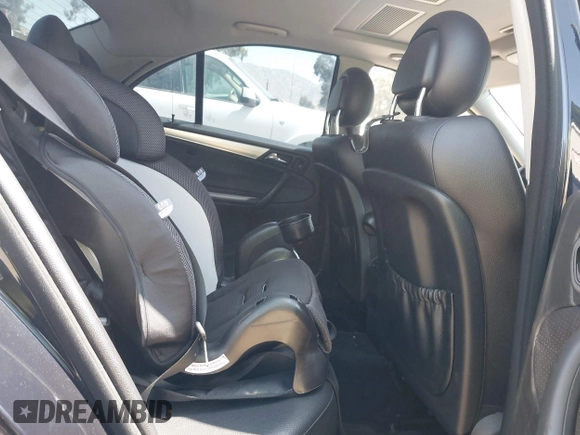 2005 Mercedes-Benz C 230 Kompressor z VIN WDBRF40J55F627804, wystawiony jako IAAI lot #42466121 z przebiegiem Nie podano mil oraz . Historia ofert i sprzedaży dostępna na DreamBid. Obrazek 8.