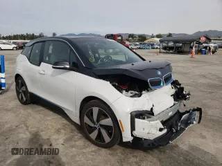 2021 BMW i3 with VIN WBY8P2C0XM7K09697, listed as a Copart auction lot 72103422 with 2,824 mi miles. Bid and sale history available at carsss.com. Image 4.