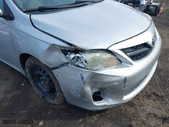 2012 Toyota Corolla L with VIN 2T1BU4EEXCC817043, listed as a IAAI auction lot 41610354 with 110,274 mi miles. Bid and sale history available at carsss.com. Image 6.