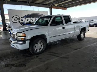 2004 GMC Sierra 1500 SLE with VIN 2GTEK19T141243958, listed as a Copart auction lot 61056645 with 148,231 mi miles and Salvage title. Bid and sale history available at DreamBid. Image 1.