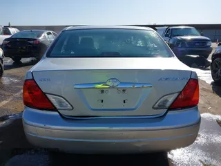 2001 Toyota Avalon XL z VIN 4T1BF28B51U189775, wystawiony jako IAAI lot #41970356 z przebiegiem 247 969 mil mil oraz . Historia ofert i sprzedaży dostępna na DreamBid. Obrazek 17.