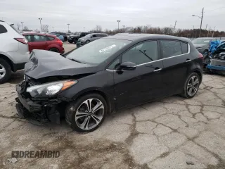 2016 Kia Forte EX z VIN KNAFX5A83G5527564, wystawiony jako Copart lot #50881635 z przebiegiem 83 114 mil mil oraz Nie do naprawy • Non repairable. Historia ofert i sprzedaży dostępna na DreamBid. Obrazek 1.