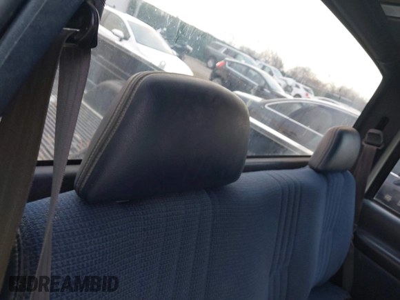 1998 Chevrolet Silverado 1500 with VIN 1GCEK14R4WE242624, listed as a IAAI auction lot 41451698 with 168,569 mi miles and . Bid and sale history available at DreamBid. Image 8.