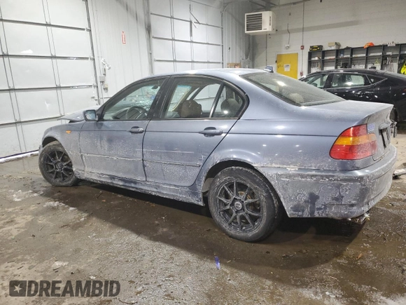 2005 BMW 3 Series 325xi with VIN WBAEU33405PR16909, listed as a Copart auction lot 41979005 with 0 mi miles and Salvage Title. Bid and sale history available at carsss.com. Image 2.