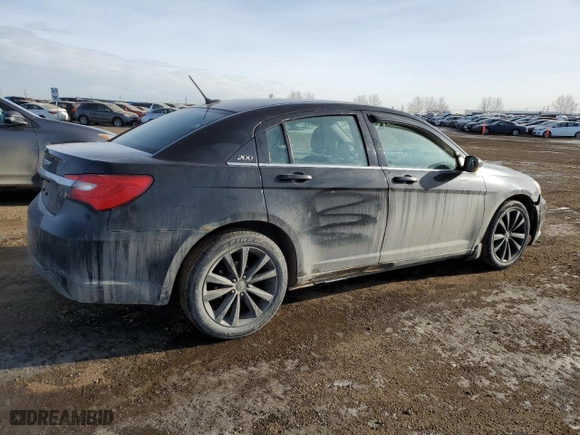 2013 Chrysler 200 Touring with VIN 1C3CCBBB9DN697051, listed as a Copart auction lot 43052395 with 270,257 mi miles and Clean Title. Bid and sale history available at carsss.com. Image 3.