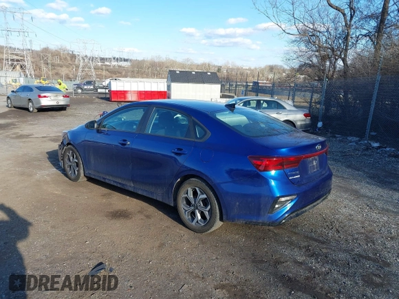 2019 Kia Forte LXS with VIN 3KPF24AD8KE063628, listed as a IAAI auction lot 41508085 with 150,564 mi miles. Bid and sale history available at carsss.com. Image 3.
