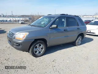 2008 Kia Sportage LX with VIN KNDJE723487455152, listed as a IAAI auction lot 41638720 with 247,286 mi miles. Bid and sale history available at carsss.com. Image 16.