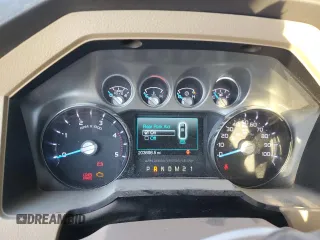 2013 Ford F-350 XL с VIN 1FT8W3DTXDEA78155, выставлен на аукционе Copart как лот 42608715 с пробегом 203 696 миль миль и Списание • Salvage title. История ставок и продаж доступна на DreamBid. Изображение 9.