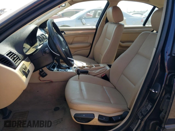 2001 BMW 3 Series 325i with VIN WBAAN37471ND45451, listed as a Copart auction lot 68648884 with 156,589 mi miles and Salvage Title. Bid and sale history available at carsss.com. Image 7.