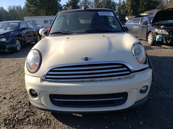 2012 MINI Convertible с VIN WMWZN3C52CT133828, выставлен на аукционе Copart как лот 89387935 с пробегом 106 567 миль миль и Списание • Salvage title. История ставок и продаж доступна на DreamBid. Изображение 5.
