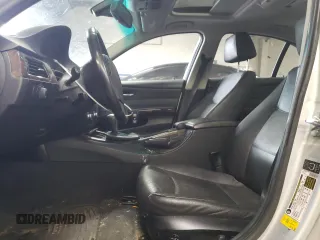 2007 BMW 3 Series 328i with VIN WBAVA33597KX71077, listed as a Copart auction lot 52431525 with 174,309 mi miles and Non Repairable. Bid and sale history available at DreamBid. Image 7.