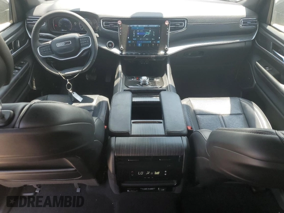 2024 Jeep Wagoneer Series II с VIN 1C4SJRBP0RS120323, выставлен на аукционе Copart как лот 57399555 с пробегом 28 006 миль миль и Чистый • Clean title. История ставок и продаж доступна на DreamBid. Изображение 8.