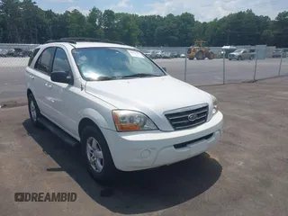 2007 Kia Sorento LX z VIN KNDJD736675703889, wystawiony jako IAAI lot #42695912 z przebiegiem 210 488 mil mil oraz . Historia ofert i sprzedaży dostępna na DreamBid. Obrazek 1.