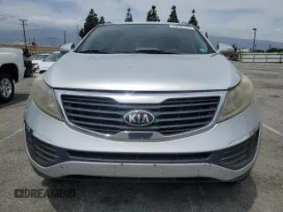 2013 Kia Sportage LX z VIN KNDPB3A26D7357884, wystawiony jako Copart lot #55836165 z przebiegiem 140 252 mil mil oraz Szkoda całkowita • Salvage title. Historia ofert i sprzedaży dostępna na DreamBid. Obrazek 5.