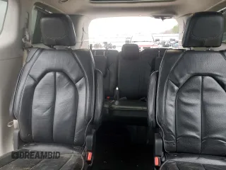 2018 Chrysler Pacifica Limited with VIN 2C4RC1GG1JR320524, listed as a Copart auction lot 48353795 with 133,624 mi miles and Salvage title. Bid and sale history available at DreamBid. Image 10.