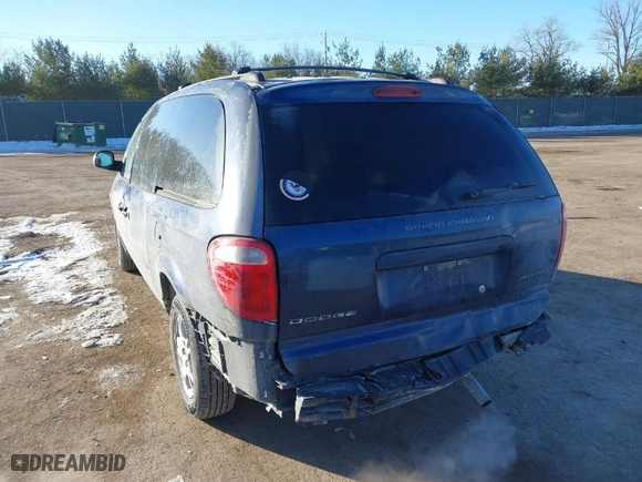 2003 Dodge Caravan Sport with VIN 2D4GP44L33R128512, listed as a IAAI auction lot 41422480 with 146,341 mi miles. Bid and sale history available at carsss.com. Image 3.