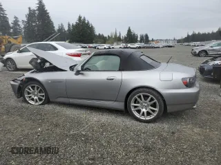 2005 Honda S2000 z VIN JHMAP21415S003979, wystawiony jako Copart lot #52466855 z przebiegiem 69 358 mil mil oraz Szkoda całkowita • Salvage title. Historia ofert i sprzedaży dostępna na DreamBid. Obrazek 2.