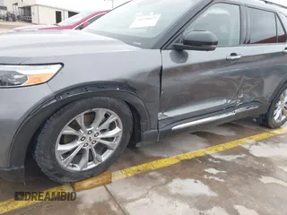 2021 Ford Explorer Limited with VIN 1FMSK8FH4MGB24960, listed as a IAAI auction lot 41288622 with 94,956 mi miles. Bid and sale history available at carsss.com. Image 6.
