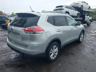 2016 Nissan Rogue SL with VIN 5N1AT2MV9GC820904, listed as a IAAI auction lot 42213220 with 172,038 mi miles and . Bid and sale history available at DreamBid. Image 4.