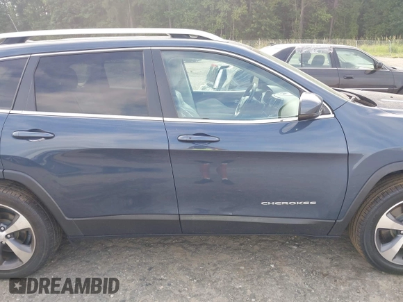 2020 Jeep Cherokee Limited с VIN 1C4PJLDB4LD638144, выставлен на аукционе IAAI как лот 42650099 с пробегом 98 678 миль миль и . История ставок и продаж доступна на DreamBid. Изображение 13.