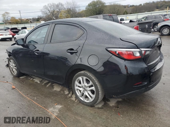 2016 Scion iA z VIN 3MYDLBZV9GY129875, wystawiony jako Copart lot #81368604 z przebiegiem 82 111 mil mil oraz Szkody całkowita. Historia ofert i sprzedaży dostępna na DreamBid. Obrazek 2.