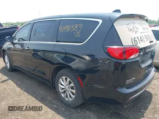 2018 Chrysler Pacifica Touring Plus with VIN 2C4RC1FGXJR339316, listed as a IAAI auction lot 42481389 with 113,718 mi miles and . Bid and sale history available at DreamBid. Image 3.