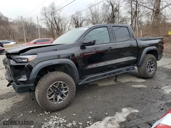 2024 Chevrolet Colorado 4WD ZR2 with VIN 1GCPTFEK8R1201235, listed as a Copart auction lot 46897915 with 0 mi miles and Salvage Title. Bid and sale history available at carsss.com. Image 1.
