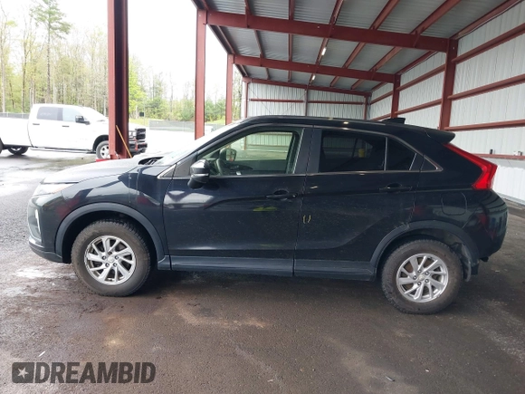 2019 Mitsubishi Eclipse Cross ES z VIN JA4AT3AA0KZ029642, wystawiony jako IAAI lot #42182240 z przebiegiem 144 028 mil mil oraz . Historia ofert i sprzedaży dostępna na DreamBid. Obrazek 15.