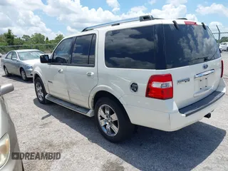 2007 Ford Expedition Limited with VIN 1FMFU19527LA24100, listed as a IAAI auction lot 42360613 with 218,331 mi miles and . Bid and sale history available at DreamBid. Image 3.