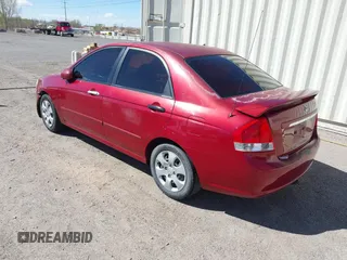 2008 Kia Spectra EX with VIN KNAFE121385509258, listed as a IAAI auction lot 41775275 with 174,102 mi miles. Bid and sale history available at carsss.com. Image 3.