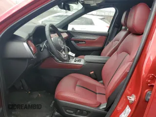 2025 Mazda CX-70 Premium Plus z VIN JM3KJEHA1S1100600, wystawiony jako Copart lot #71751234 z przebiegiem 2836 mil mil oraz Szkody całkowita. Historia ofert i sprzedaży dostępna na DreamBid. Obrazek 7.