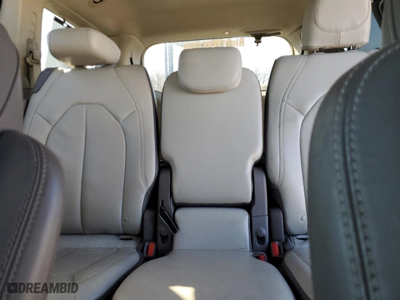 2018 Chrysler Pacifica Touring L with VIN 2C4RC1BG1JR102848, listed as a Copart auction lot 47889755 with 68,474 mi miles and Salvage Title. Bid and sale history available at carsss.com. Image 10.