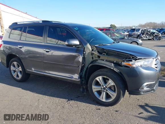 2012 Toyota Highlander Limited with VIN 5TDDK3EH2CS134845, listed as a IAAI auction lot 41431233 with 65,409 mi miles. Bid and sale history available at carsss.com. Image 6.