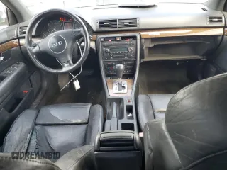 2005 Audi S4 z VIN WAUPL68E75A010595, wystawiony jako Copart lot #68475244 z przebiegiem 174 380 mil mil oraz Tytuł czysty. Historia ofert i sprzedaży dostępna na DreamBid. Obrazek 8.