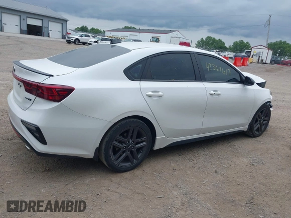 2021 Kia Forte GT-Line z VIN 3KPF34AD9ME333644, wystawiony jako IAAI lot #42367617 z przebiegiem 58 791 mil mil oraz . Historia ofert i sprzedaży dostępna na DreamBid. Obrazek 13.