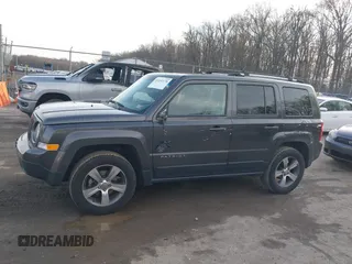 2017 Jeep Patriot High Altitude with VIN 1C4NJRFB1HD110320, listed as a IAAI auction lot 41152170 with 88,341 mi miles. Bid and sale history available at carsss.com. Image 14.