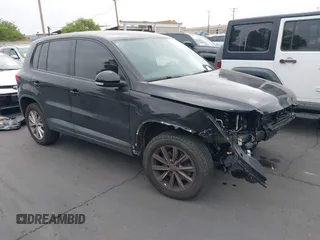 2017 Volkswagen Tiguan S with VIN WVGAV7AX6HK053775, listed as a IAAI auction lot 42338776 with Not provided miles and . Bid and sale history available at DreamBid. Image 1.