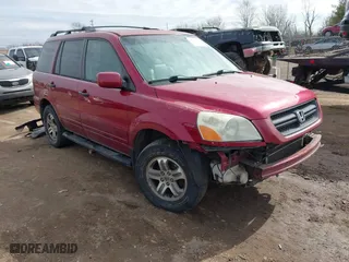 2003 Honda Pilot EX with VIN 2HKYF18543H556374, listed as a IAAI auction lot 41748467 with 207,343 mi miles. Bid and sale history available at carsss.com. Image 1.