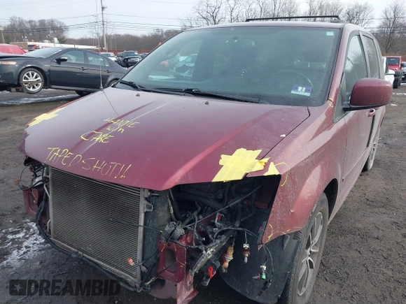 2017 Dodge Grand Caravan GT with VIN 2C4RDGEG4HR847566, listed as a IAAI auction lot 41490746 with 143,558 mi miles and . Bid and sale history available at DreamBid. Image 6.