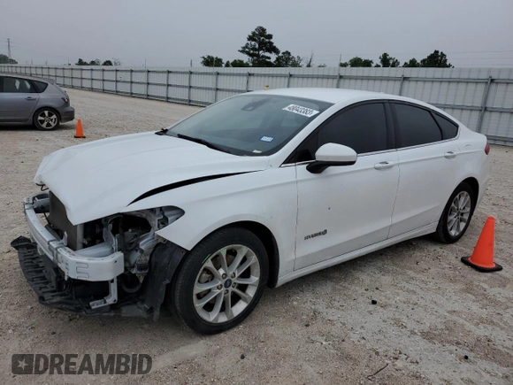 2019 Ford Fusion SE with VIN 3FA6P0LUXKR207945, listed as a Copart auction lot 48043383 with 137,807 mi miles and . Bid and sale history available at DreamBid. Image 1.