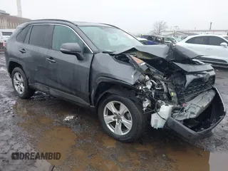 2020 Toyota RAV4 XLE with VIN 2T3P1RFV8LC122030, listed as a IAAI auction lot 41574567 with 42,586 mi miles and . Bid and sale history available at DreamBid. Image 1.
