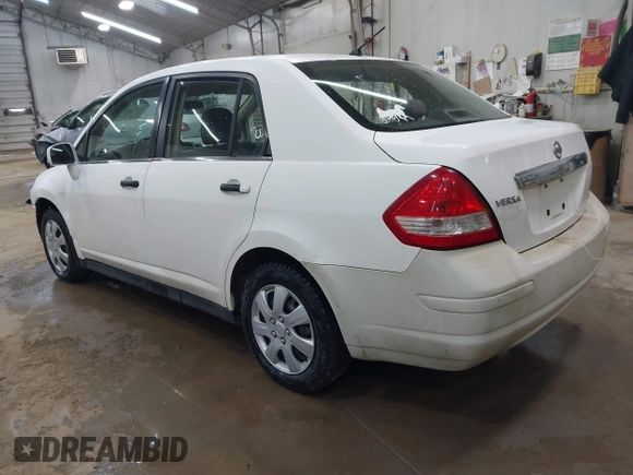 2009 Nissan Versa 1.8 S with VIN 3N1BC11E19L382848, listed as a IAAI auction lot 41929836 with 185,990 mi miles. Bid and sale history available at carsss.com. Image 3.