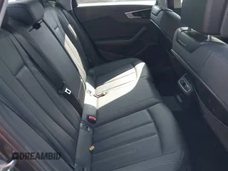 2020 Audi A4 Premium z VIN WAUGMAF46LN004092, wystawiony jako IAAI lot #42078484 z przebiegiem 53 273 mil mil oraz . Historia ofert i sprzedaży dostępna na DreamBid. Obrazek 8.