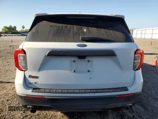 2022 Ford Explorer XLT z VIN 1FMSK7DH9NGB10471, wystawiony jako Copart lot #53174495 z przebiegiem 62 667 mil mil oraz Szkoda całkowita • Salvage title. Historia ofert i sprzedaży dostępna na DreamBid. Obrazek 6.