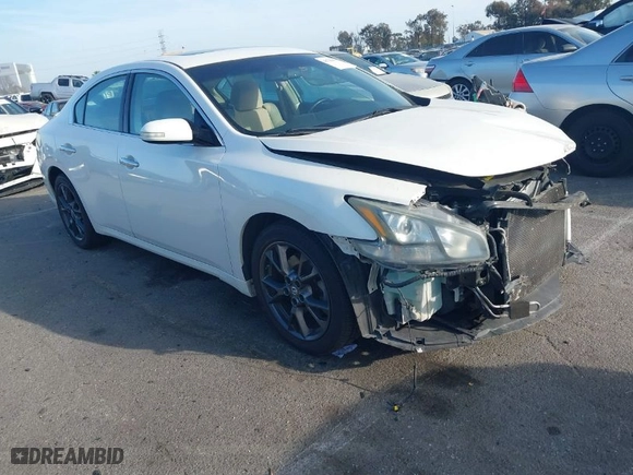 2014 Nissan Maxima 3.5 SV with VIN 1N4AA5AP4EC480646, listed as a IAAI auction lot 41730852 with 108,855 mi miles. Bid and sale history available at carsss.com. Image 1.