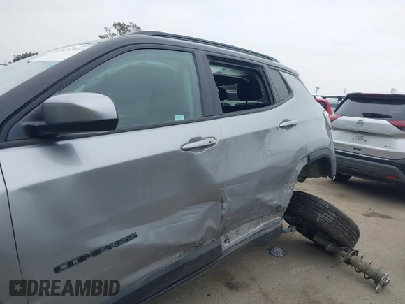 2019 Jeep Compass Latitude с VIN 3C4NJCBB7KT617761, выставлен на аукционе IAAI как лот 42034947 с пробегом 114 839 миль миль и . История ставок и продаж доступна на DreamBid. Изображение 6.