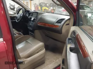 2012 Chrysler Town & Country Touring with VIN 2C4RC1BG1CR314023, listed as a IAAI auction lot 41078817 with Not Provided miles and . Bid and sale history available at DreamBid. Image 5.